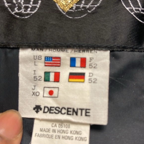 Vintage 90’S DESCENTE Men’s Full Ski Suit US Large Black Japan
Great condition - Picture 7 of 10